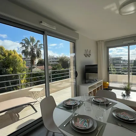 T2 Moderne Terrasse 2min Plages De Juan-les-pins! * 昂蒂布