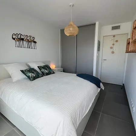 Apartment T2 Moderne Terrasse 2min Plages De Juan-les-pins! Antibes